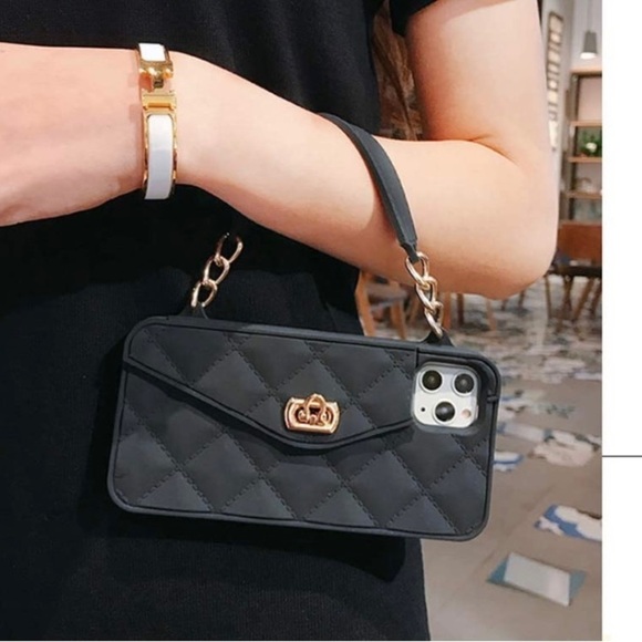 iPhone 11 pro max Case - Picture 3 of 15